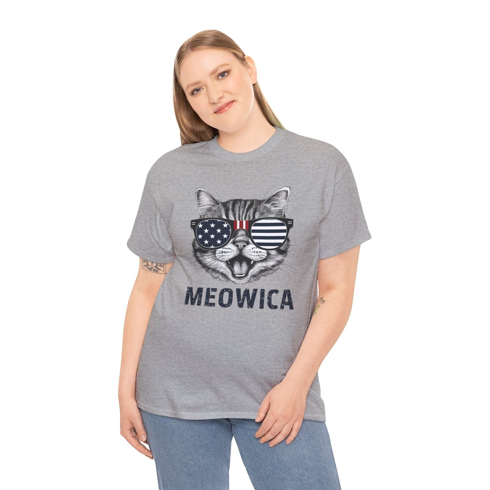 4Th of July Meowica American Flag USA T-Shirt - Novelty Cat Graphic Tee