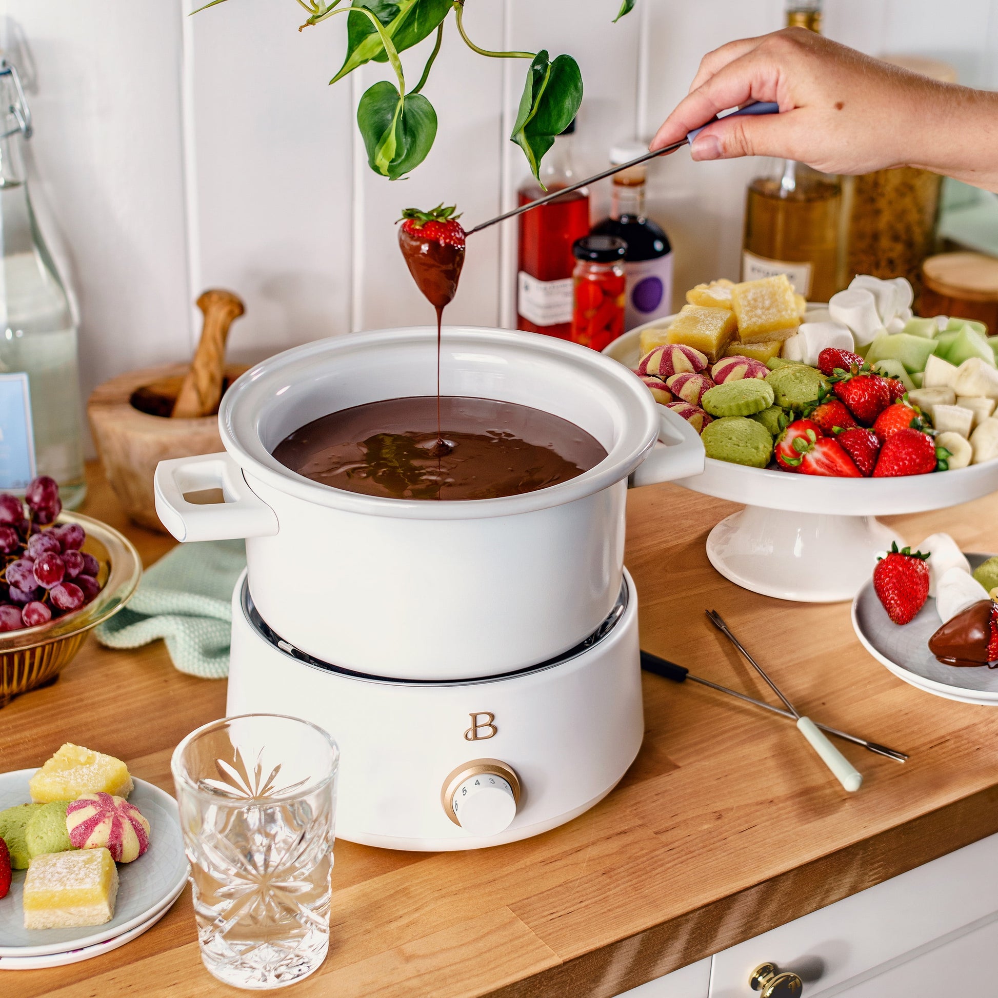 3 Qt Electric Fondue Set with Bonus 2 Qt Ceramic Pot, White Icing by Drew Barrymore
