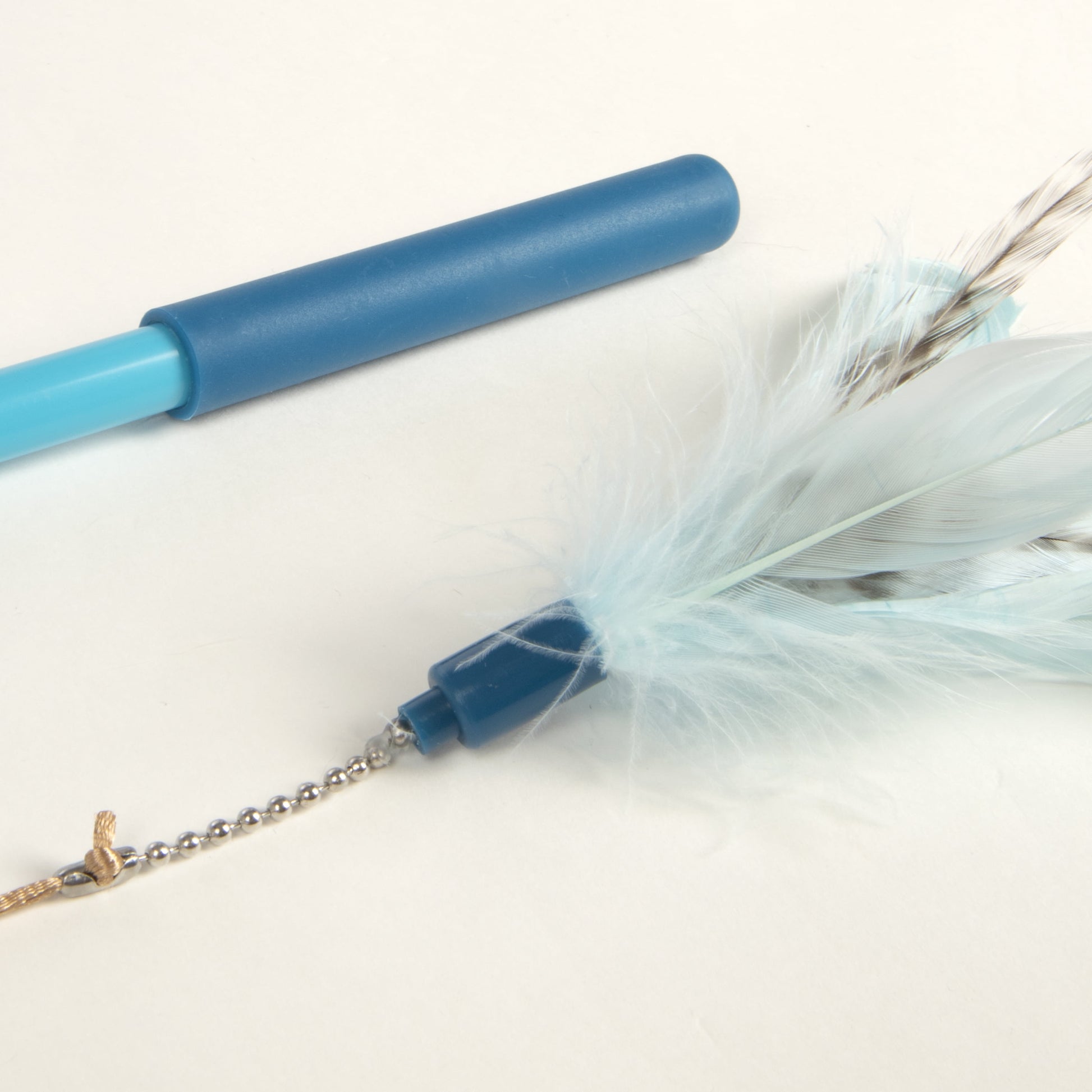 Frisky Flyer Interactive Cat Toy - Extendable and Retractable Wand with Feathers