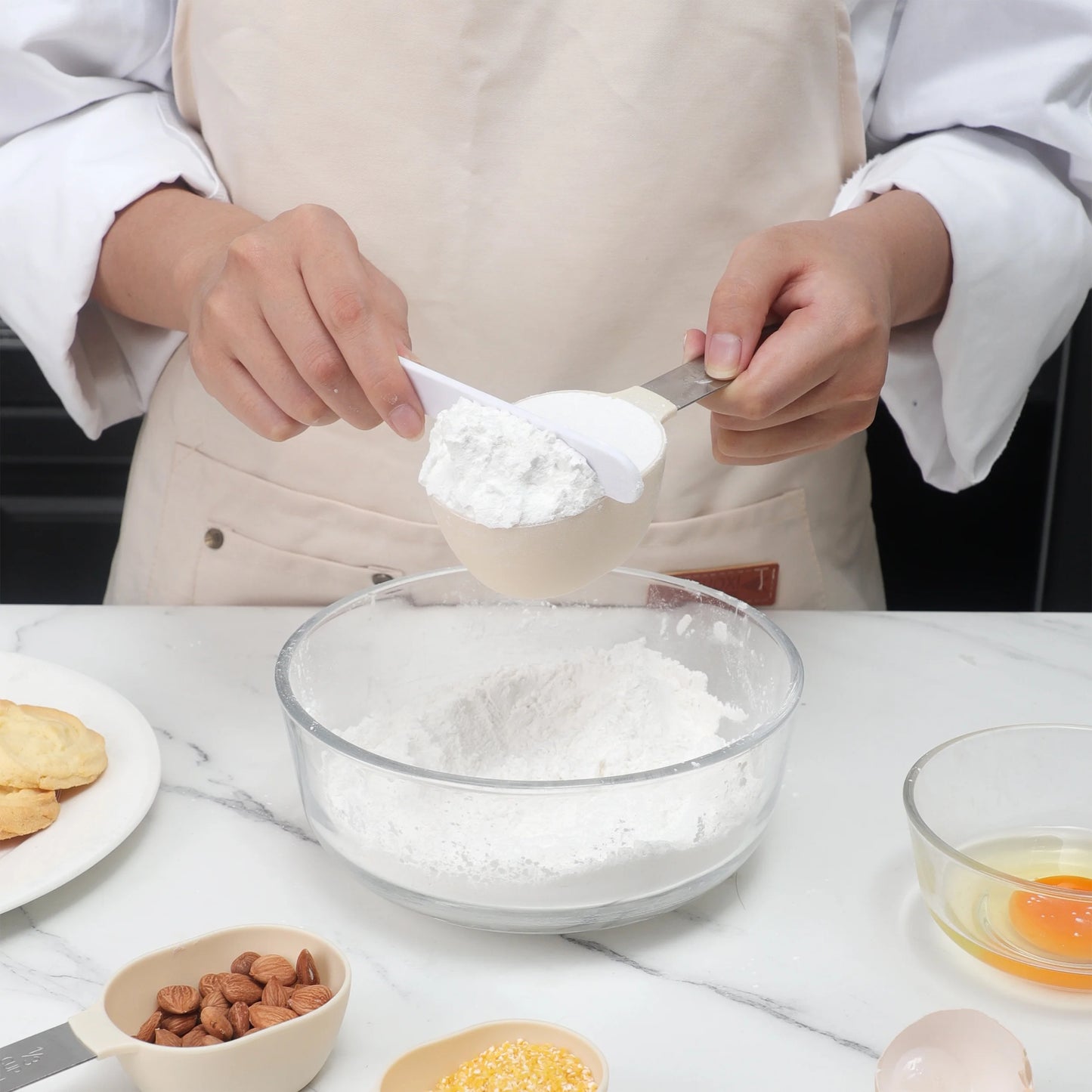 8-Piece Measuring Cup and Spoon Set – Essential Kitchen Tools for Precision