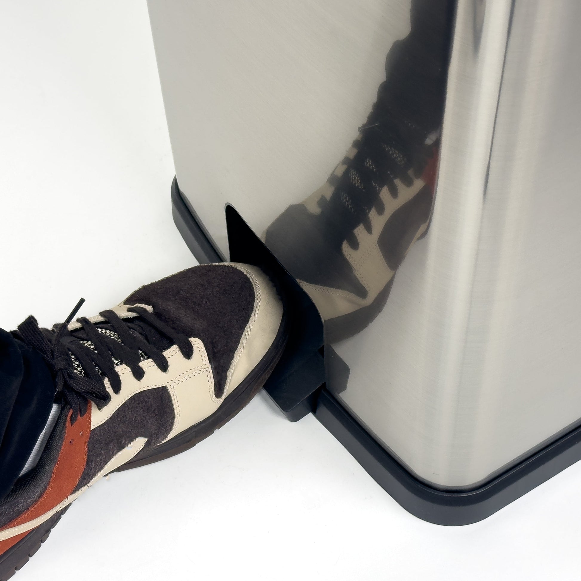 Kitchen Trash Can, 13 Gallon, Plastic Rectangular Step Garbage Bin, Silver