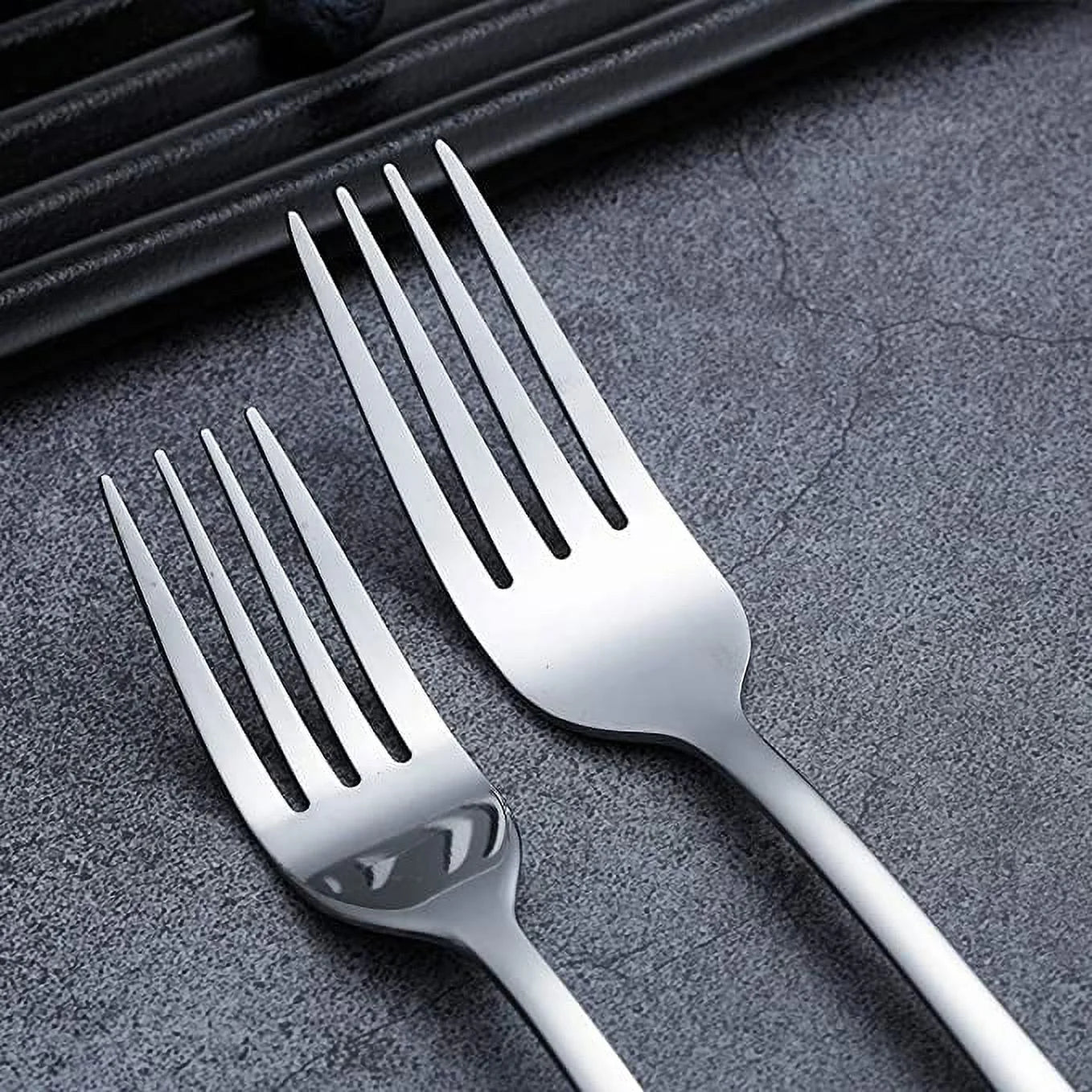 20 Pieces Silverware Set Stainless Steel Flatware Set, Spoons and Forks Cutlery Set Service for 4