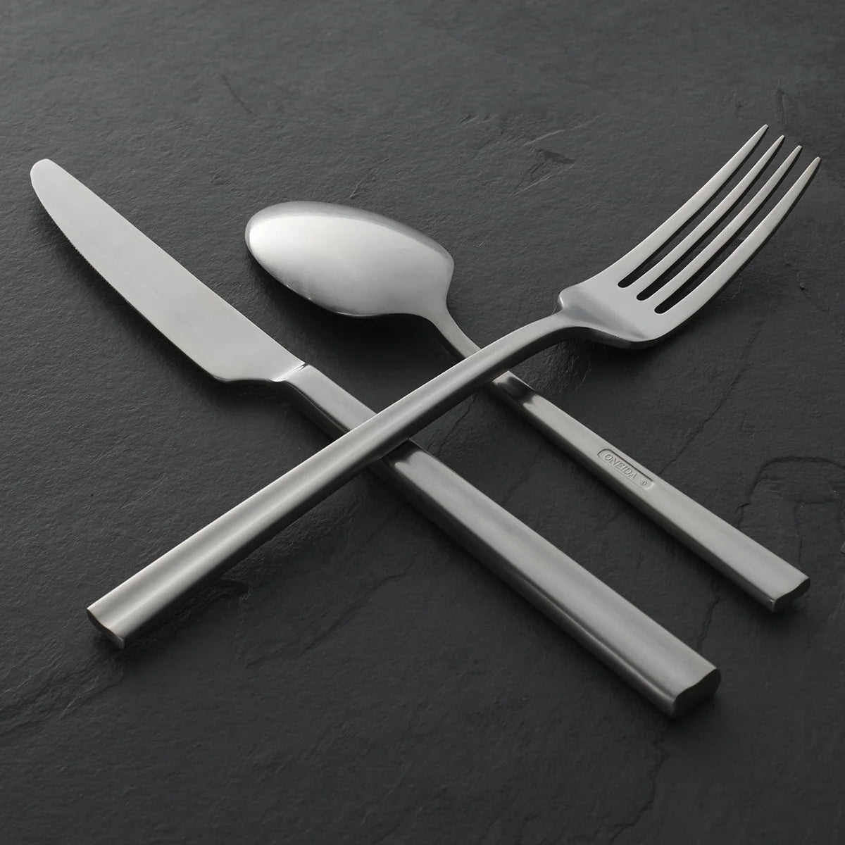 Reverso 20-Piece Stainless Steel Flatware Set (Service for 4)