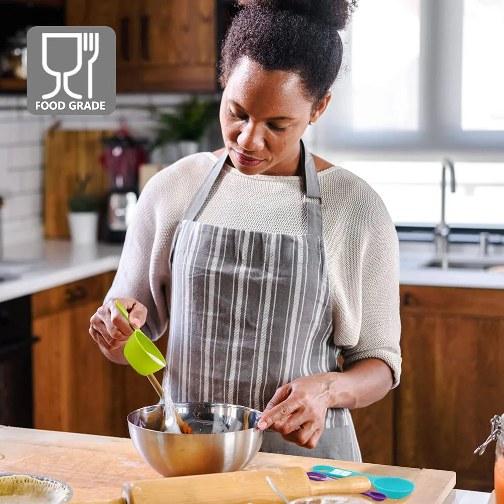 12 Pcs Plastic Measuring Cups and Spoons Set,Colored Kitchen Measure Tools, Great for Baking and Cooking(Random Color)