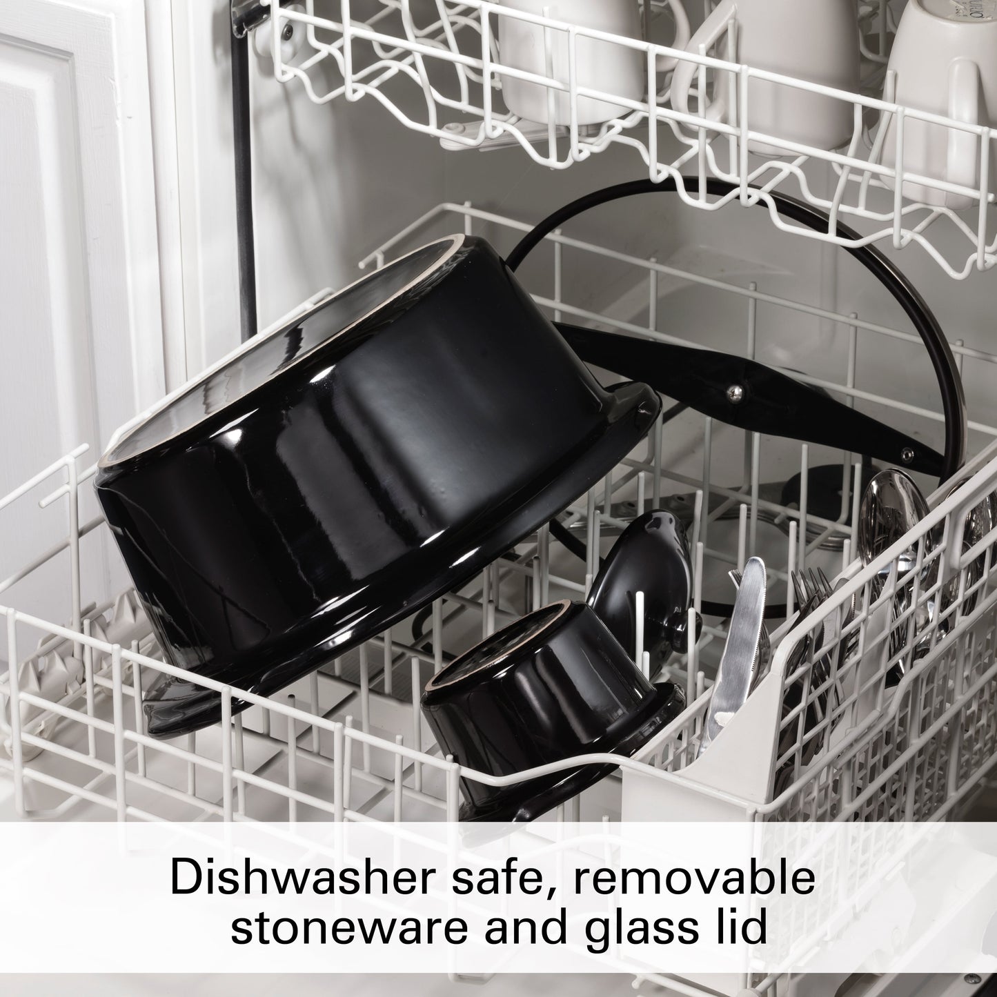 Stay or Go Programmable Slow Cooker with Party Dipper, 7 Quart Capacity, Removable Crock, Red, 33478