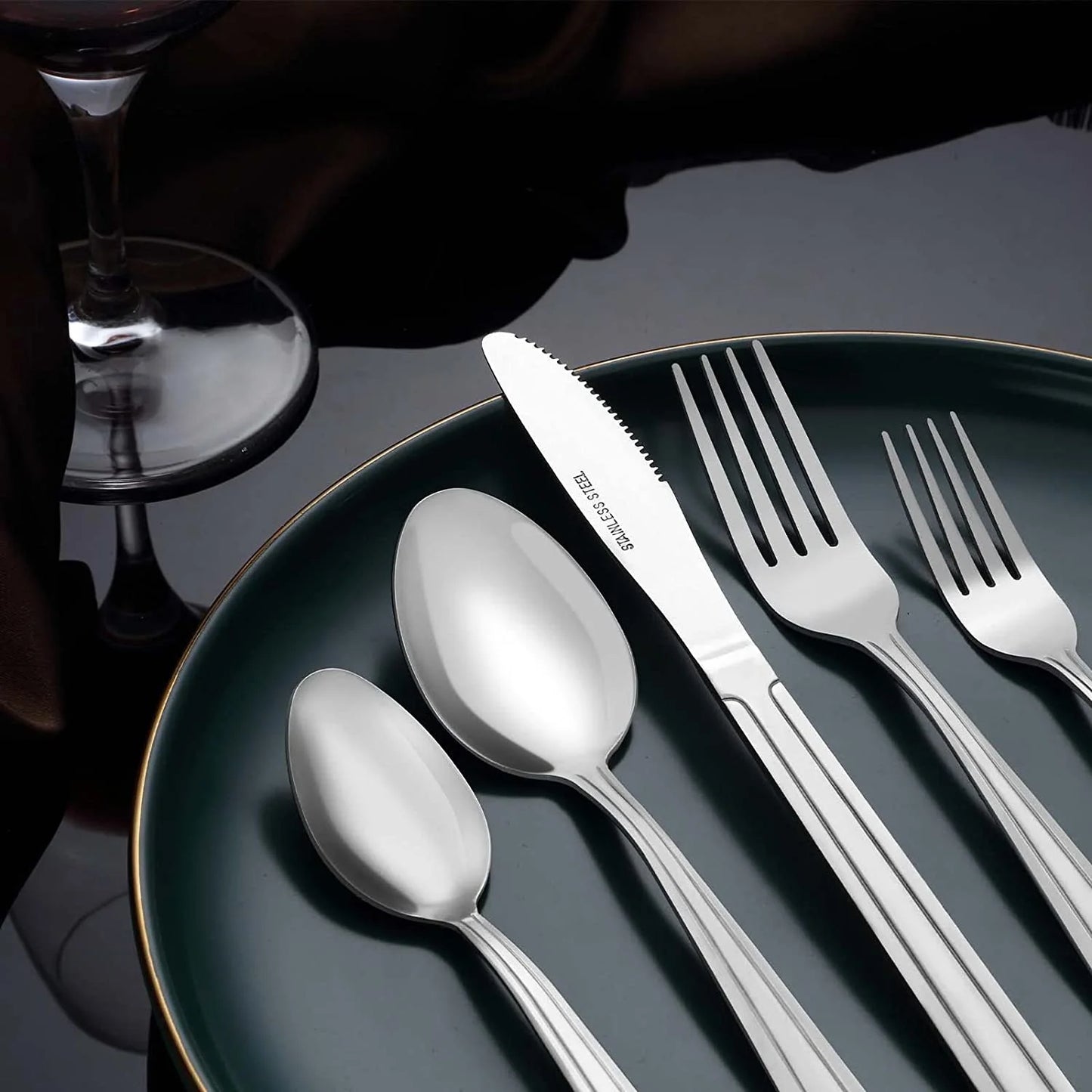 72-Piece Stainless Steel Silverware Set with Steak Knives, Elegant Cutlery for 12, Mirror Polished Flatware for Home, Kitchen, Restaurant, and Hotel, Dishwasher Safe