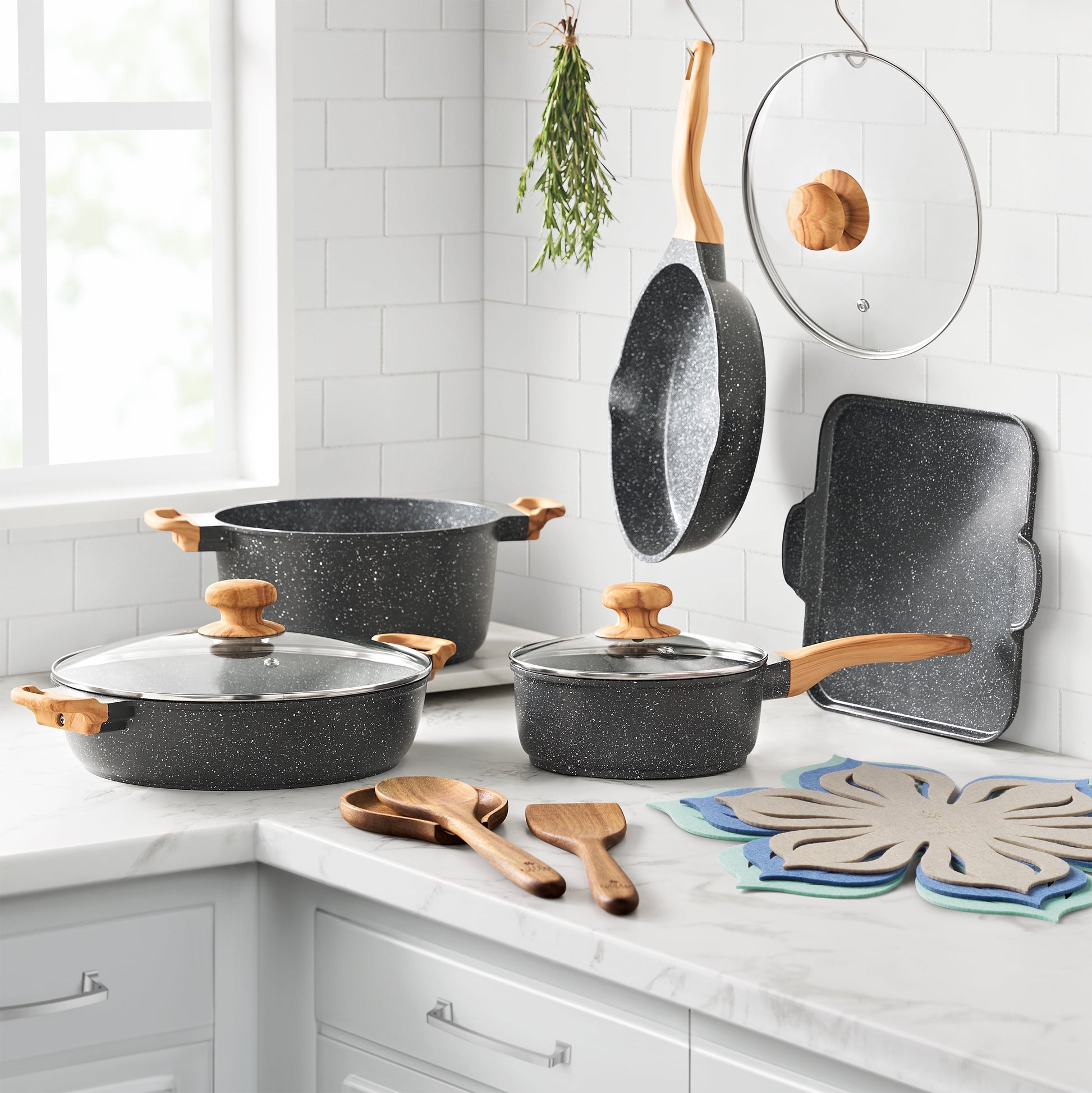 Prairie Signature 14-Piece Cast Aluminum Cookware Set, Charcoal Speckle