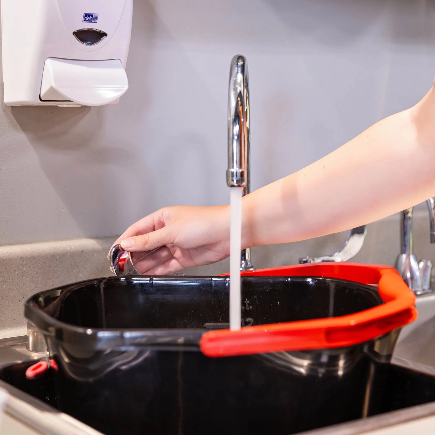 Heavy Duty 3.5 Gallon Utility Bucket Oval Polypropylene Black