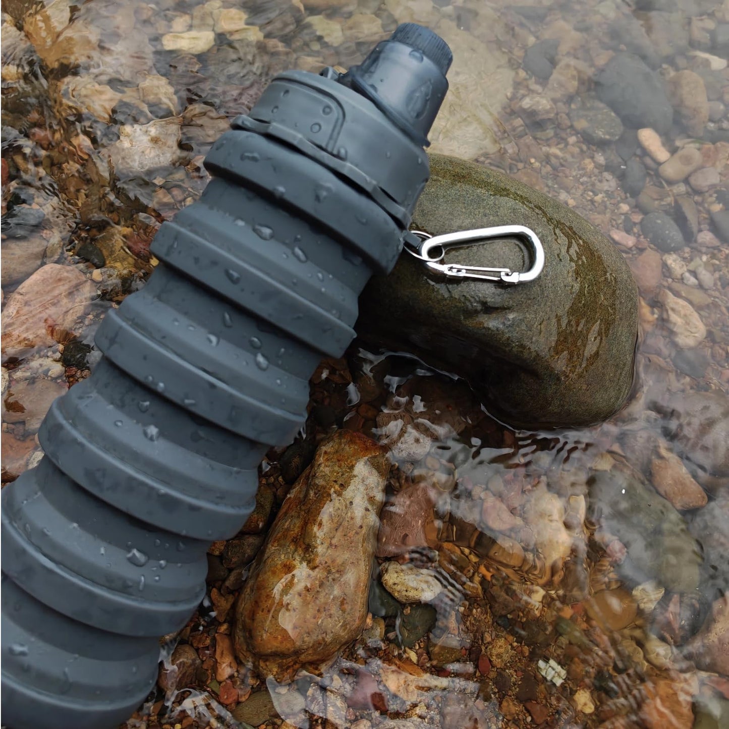 YCTMALL Collapsible Water Bottles Two Pack Travel Sports Portable Sport Water Bottle comes with mountaineering Buckle 500ml silicone Water-proof camping water bottle (Purple and Grey Color)