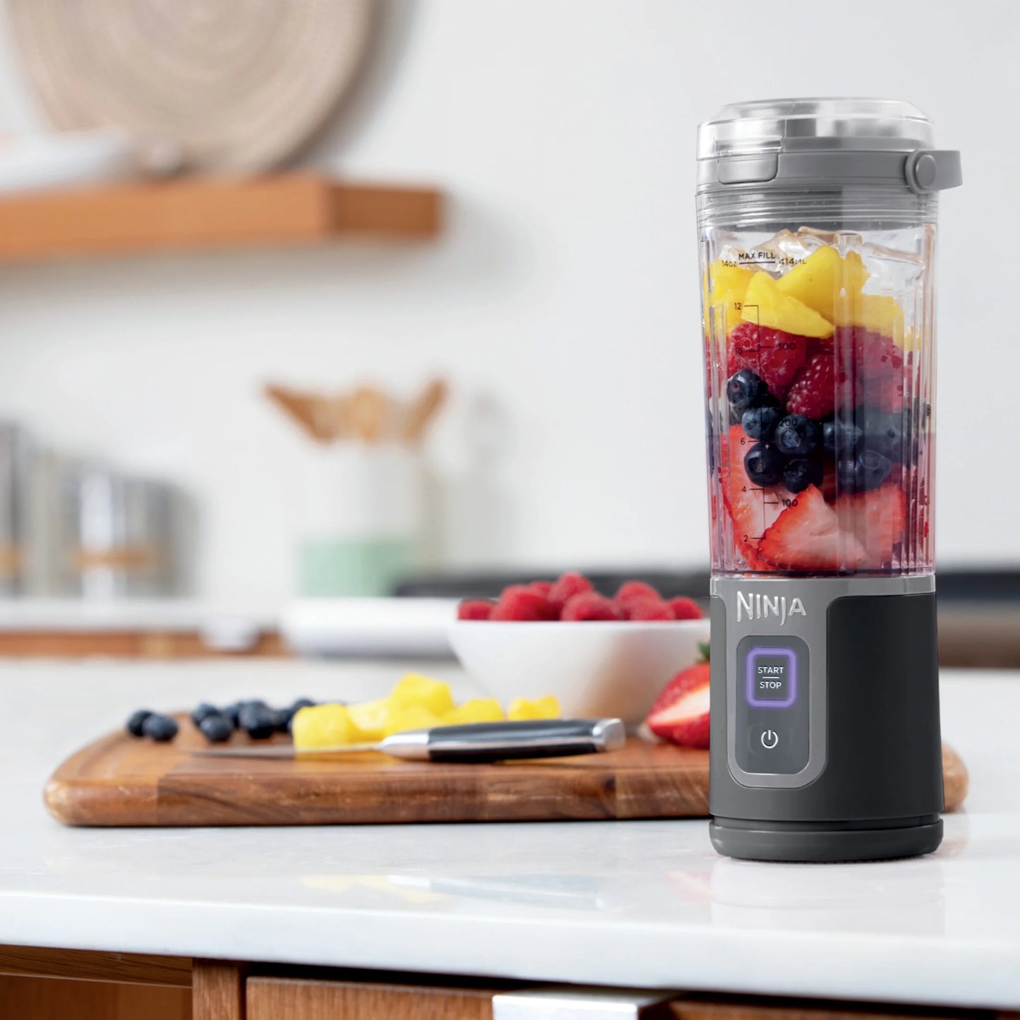 Blast 16 Oz Portable Personal Blender with Leak-Proof Lid and Easy Sip Spout, Black BC100BK