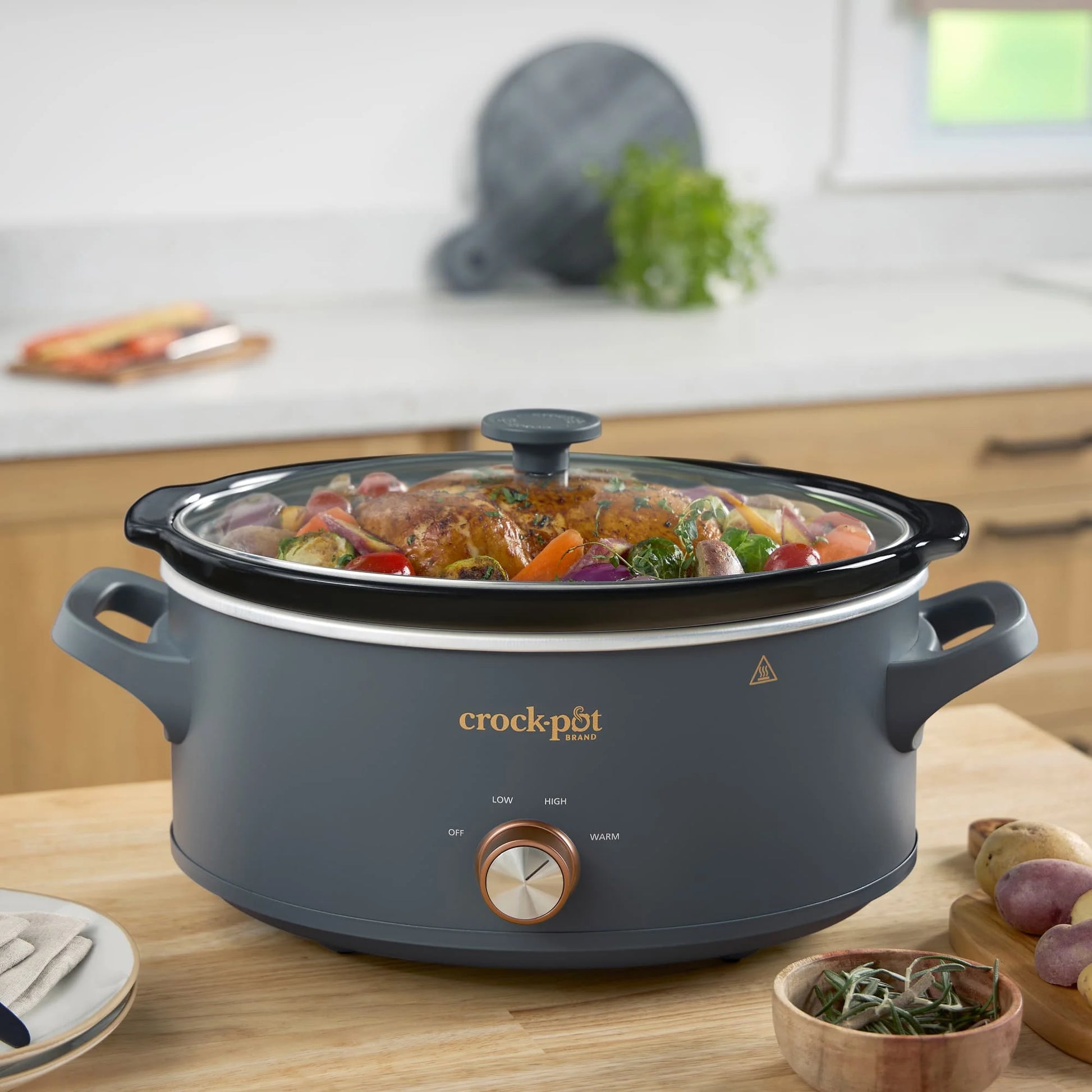 7-Quart Classic Manual Slow Cooker with 3 Heat Settings in Mussel Gray