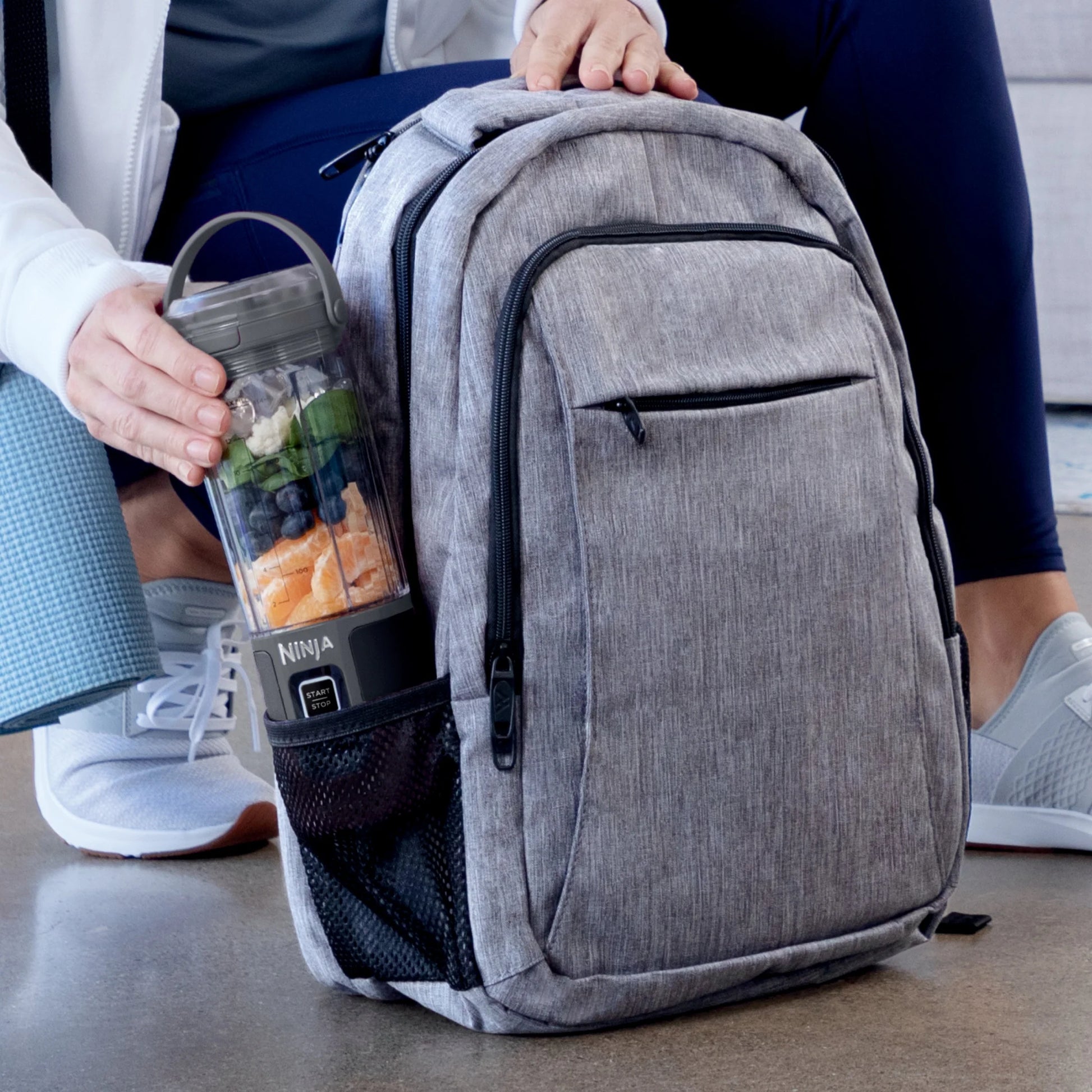 Blast 16 Oz Portable Personal Blender with Leak-Proof Lid and Easy Sip Spout, Black BC100BK