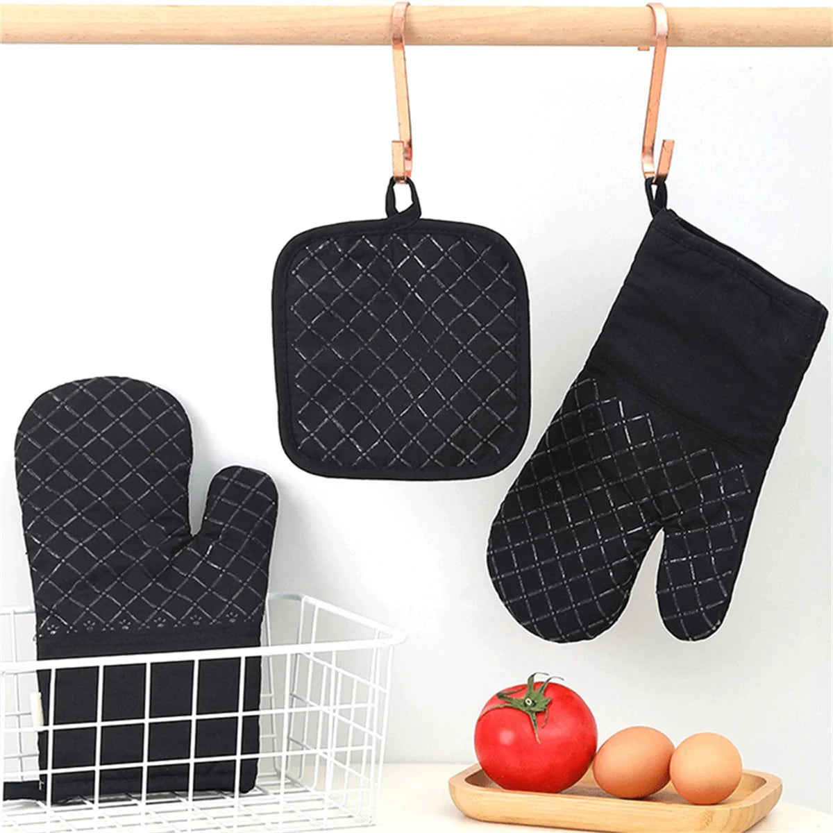 Oven Mitts and Pot Holders Sets, Heat Resistant Kitchen Oven Gloves, Non-Slip Silicone Surface, Extra Long Flexible Thick Mitts for Kitchen , Cooking , Baking , BBQ , Black, 4 Pieces