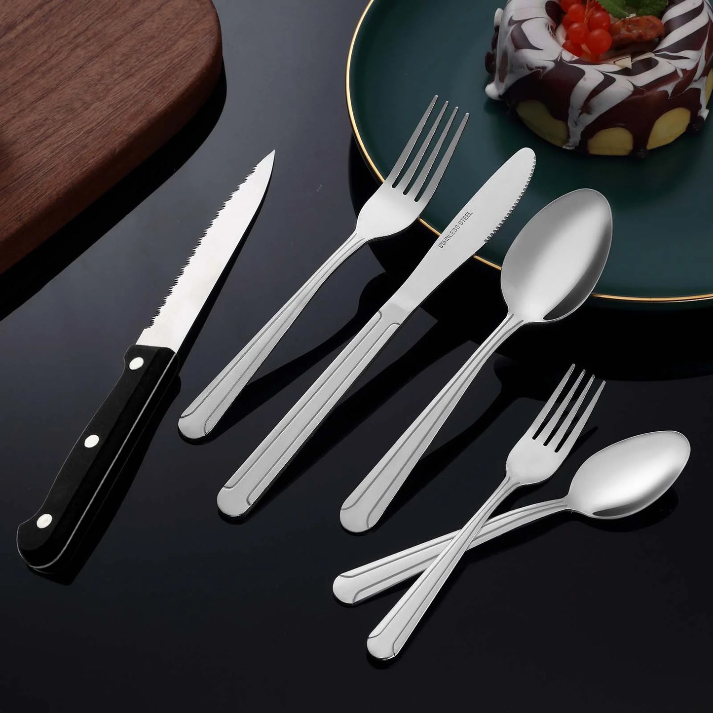 72-Piece Stainless Steel Silverware Set with Steak Knives, Elegant Cutlery for 12, Mirror Polished Flatware for Home, Kitchen, Restaurant, and Hotel, Dishwasher Safe