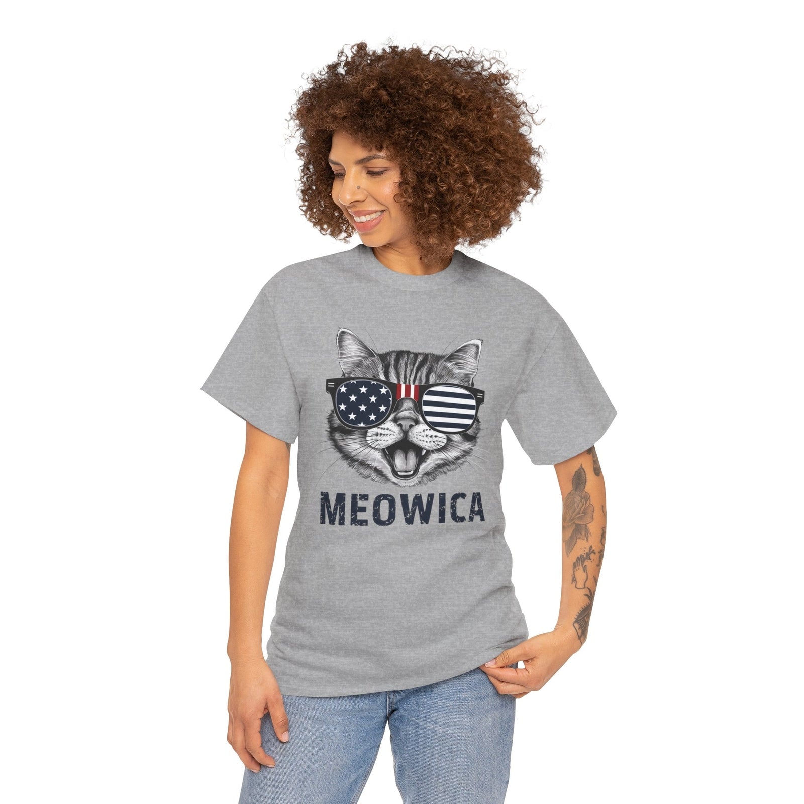 4Th of July Meowica American Flag USA T-Shirt - Novelty Cat Graphic Tee