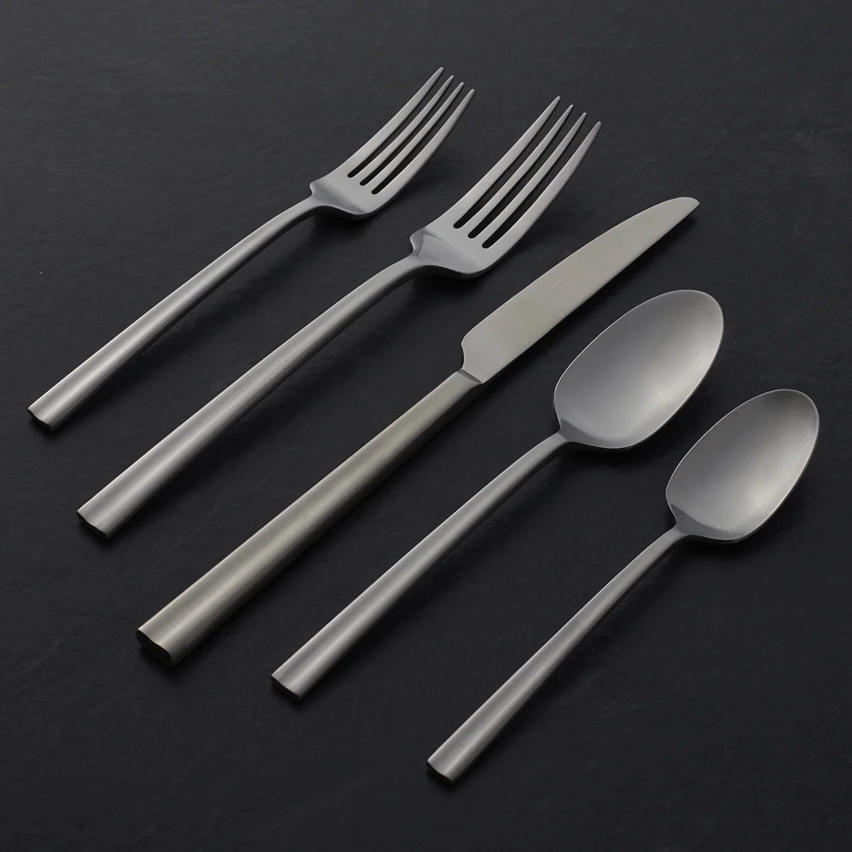 Reverso 20-Piece Stainless Steel Flatware Set (Service for 4)